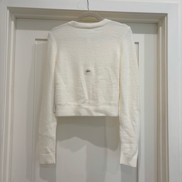 NWT Alo Snuggle Up Sweater Cropped Cardigan White S - Picture 4 of 6